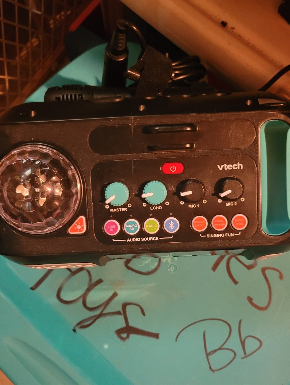 V Tech Keroke/Bluetooth/Radio